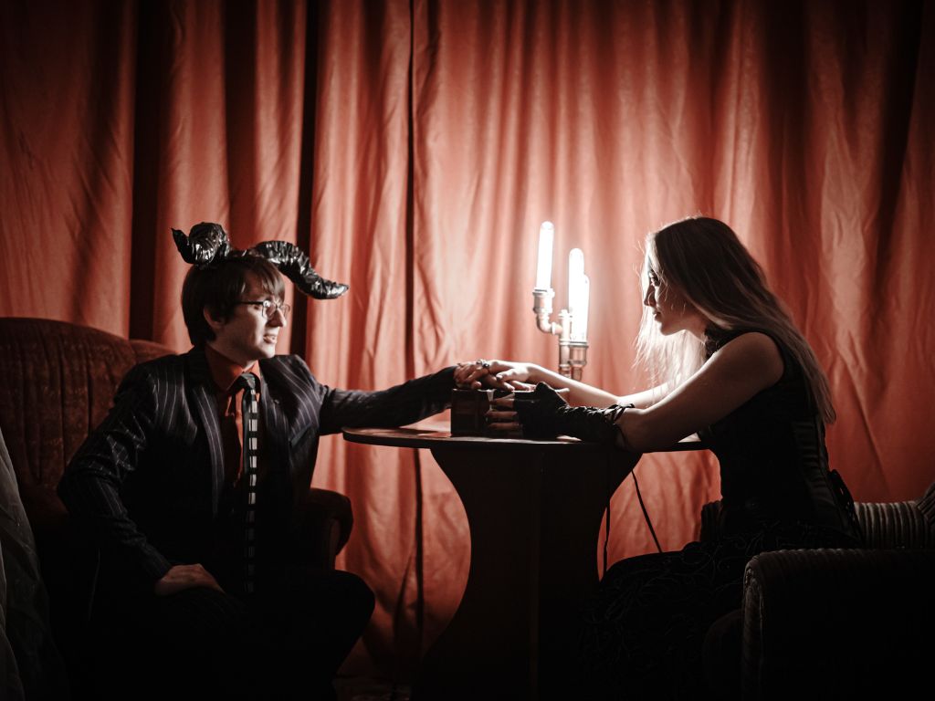 mystery rooms escape game